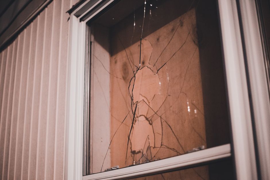 Smash-and-grab resistant security film on jewellery store display windows, Ghatkopar Mumbai
